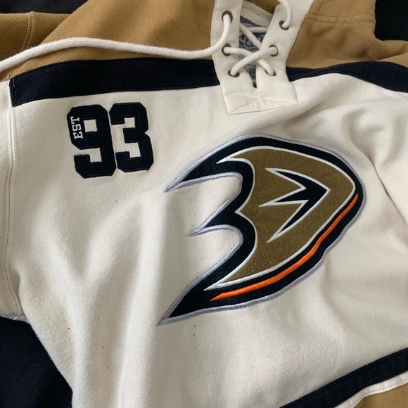 Anaheim Ducks Sweatshirt - Picture 6 of 7